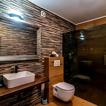 5 Schlafzimmer Eminentia Mit Meerblick * Liznjan