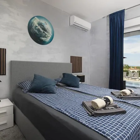 5 Schlafzimmer Eminentia Mit Meerblick