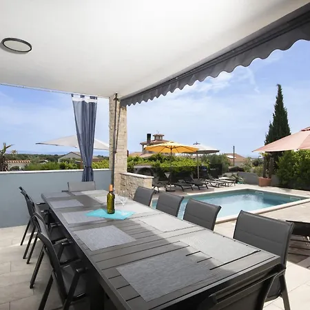 5 Schlafzimmer Eminentia Mit Meerblick Holiday home
